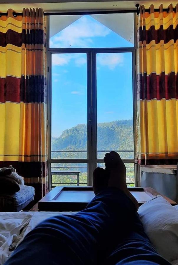 Homestay Woods Hut Nuwara Eliya